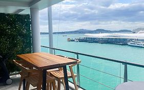 Luxury Apartment - Parking - Hot Tub - Stunning Views
